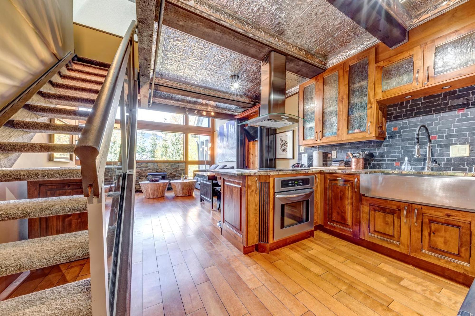 Greystone 320 Ski-in Out Holiday home Whistler